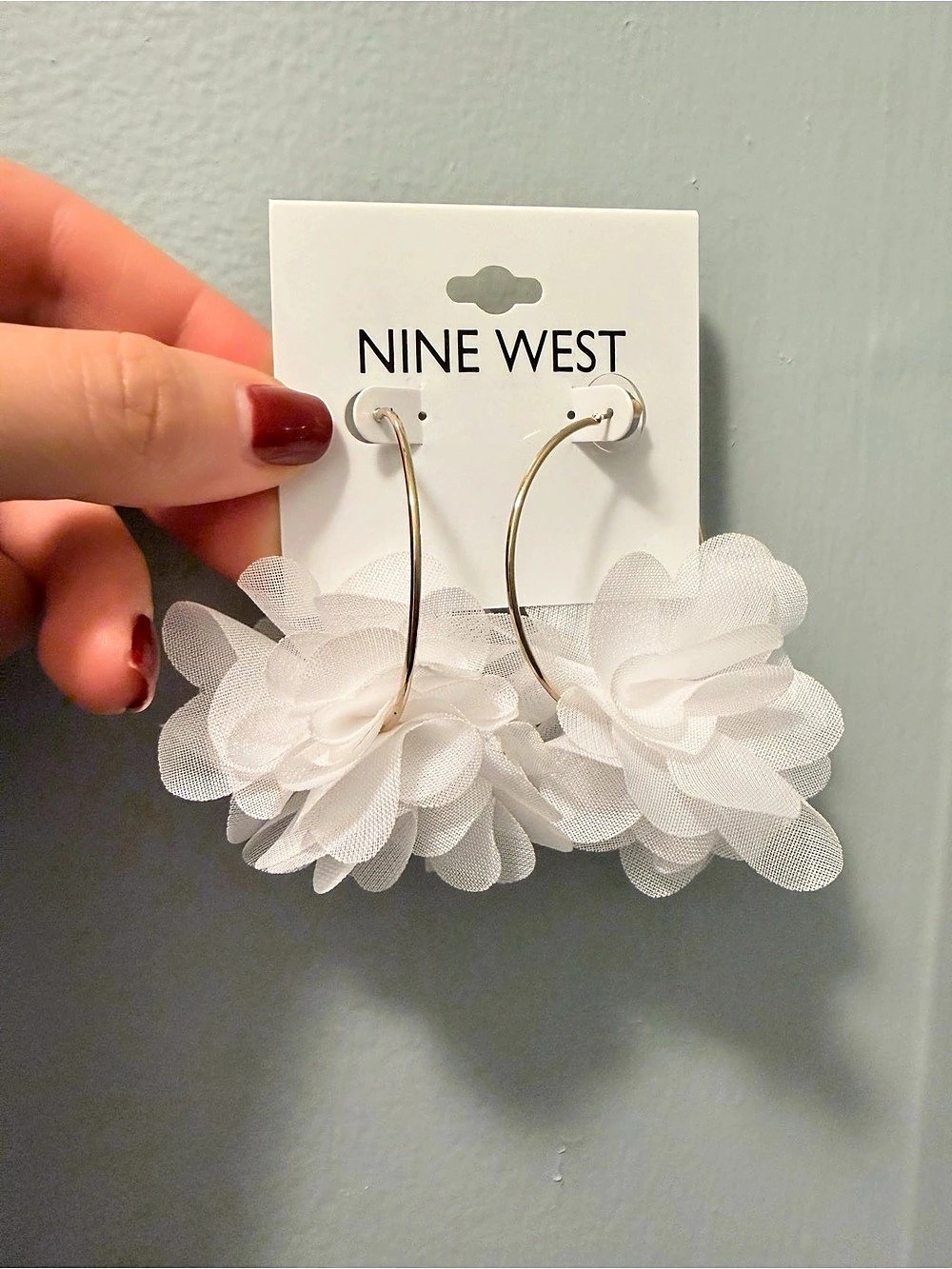Nine West Floral Hoop Earrings in White NWT